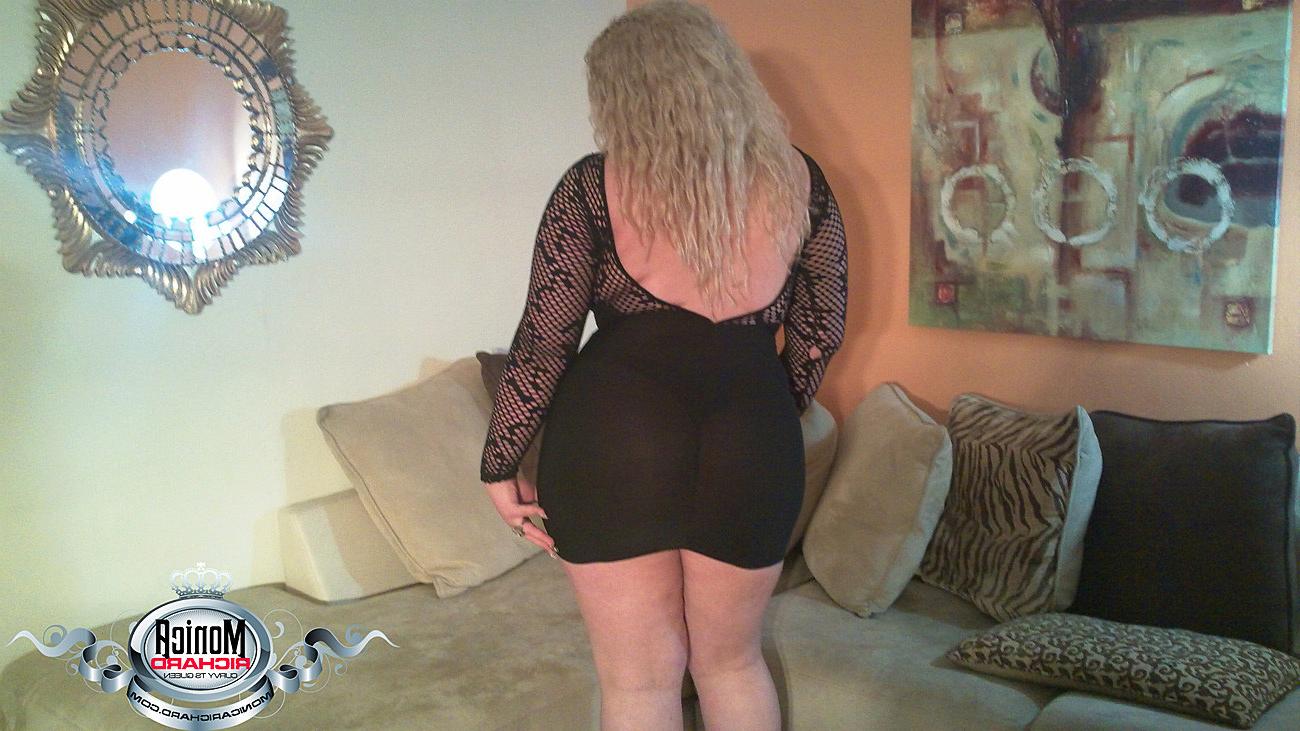 12P Curvy Transsexual Queen in a black lace dress