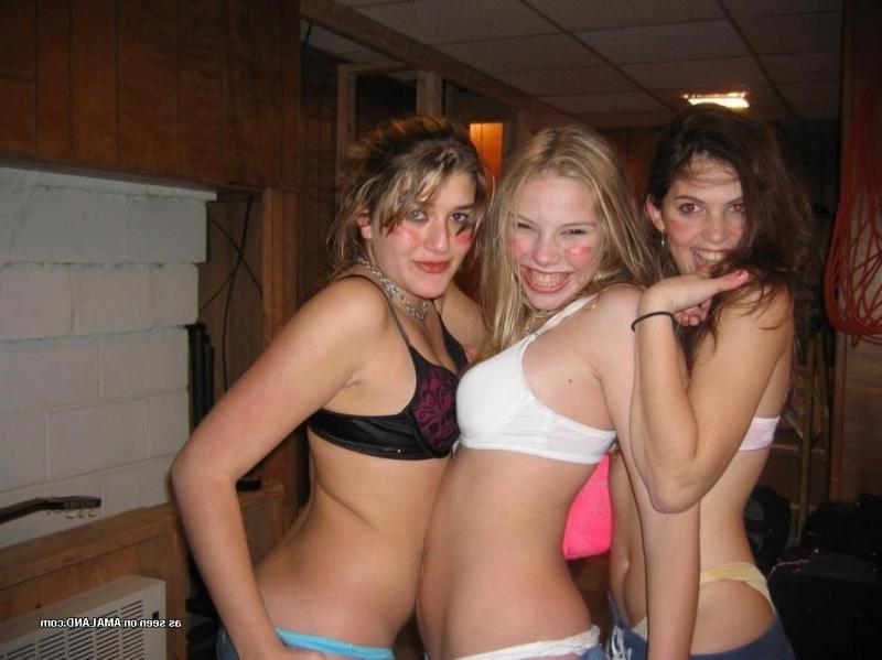 13P Amateur teens get naughty and pose in their underwear