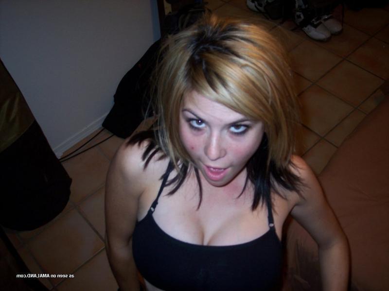 14P Cocksucking blondie enjoys giving head and getting stuffed