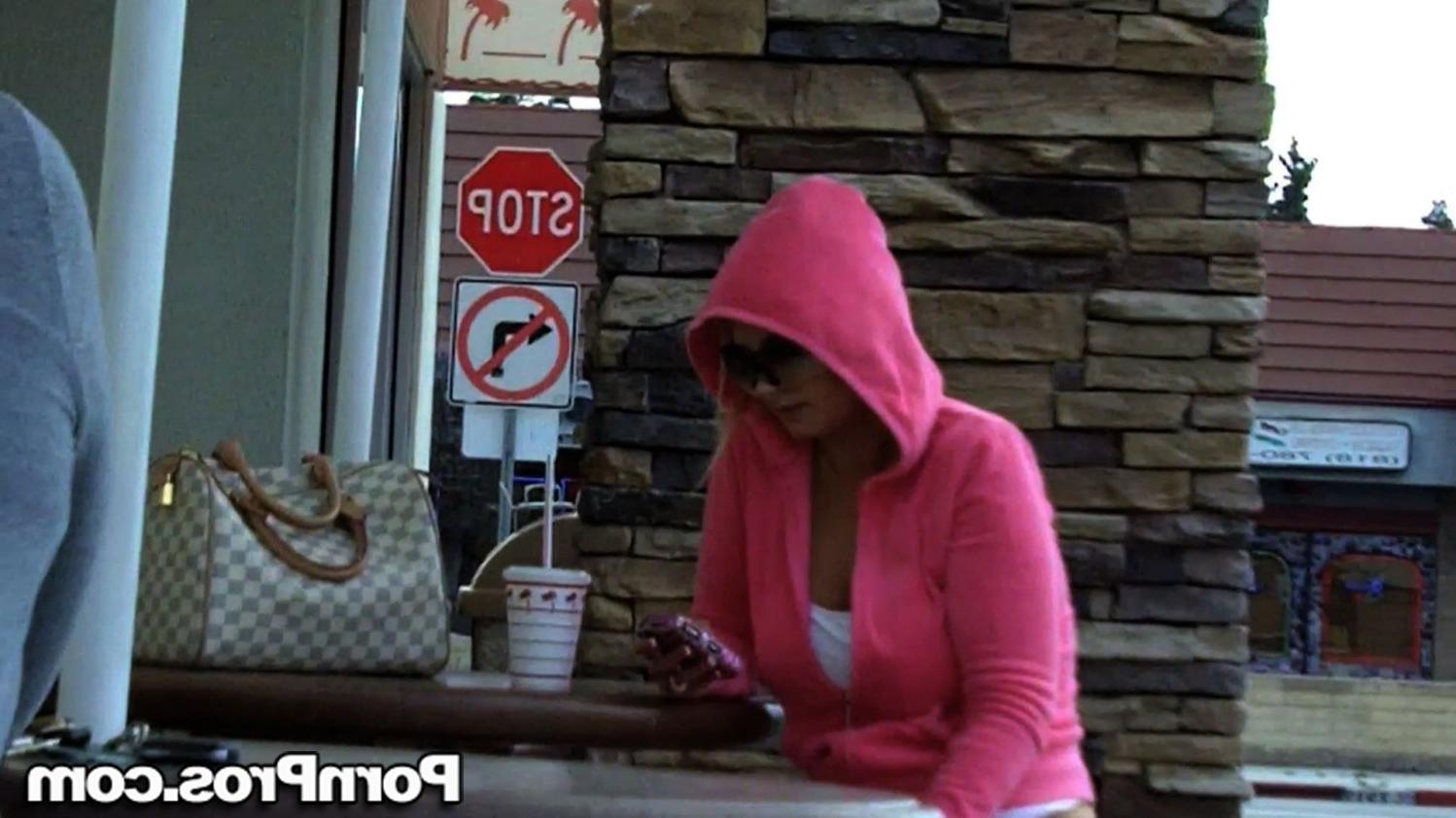 16P Violated babe in public exposed
