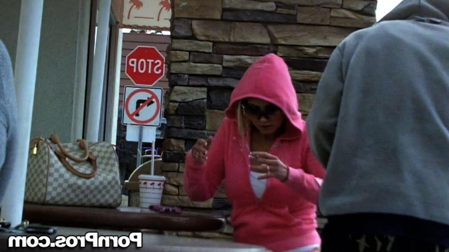 16P Violated babe in public exposed