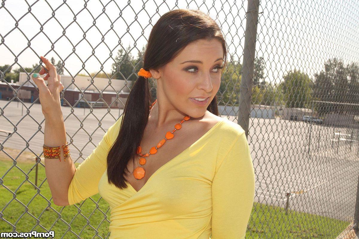 15P Gracie Glam hot teen fucked nasty in a classroom