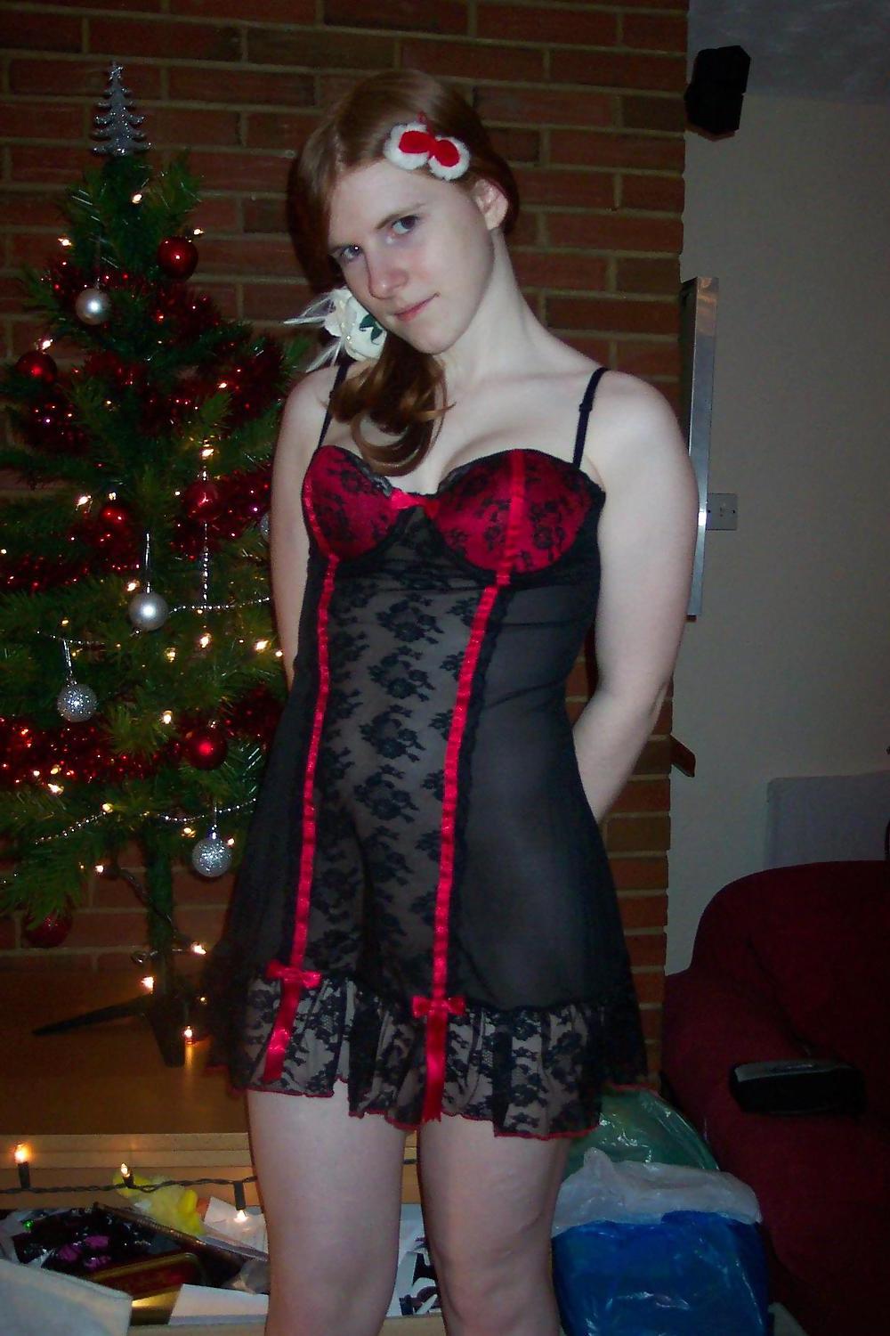 25P HORNY REDHEAD TEEN