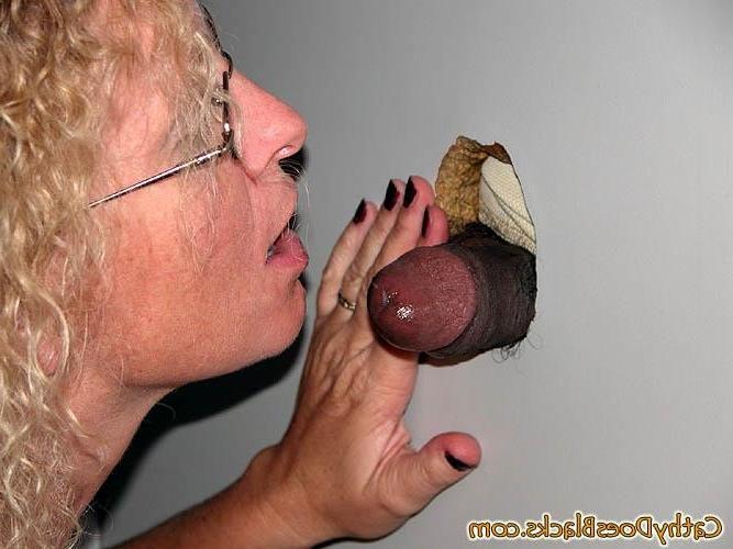 16P nasty messy cum gloryhole blowjob in public