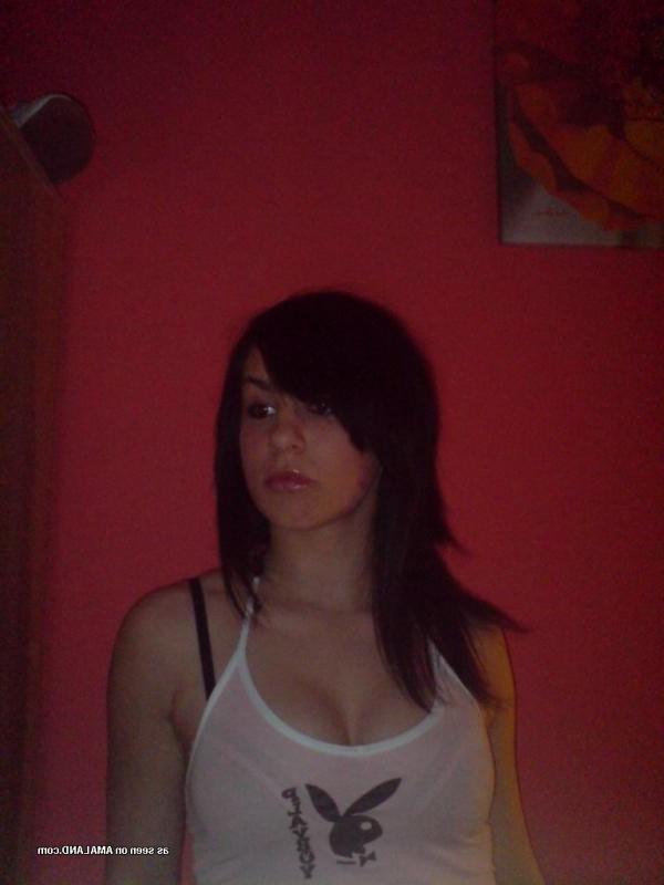 14P Hottie shows off her yummy cleavage in a tight tank top