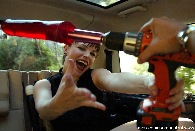 15P Dana DeArmond picks up a local girl for hot machine sex