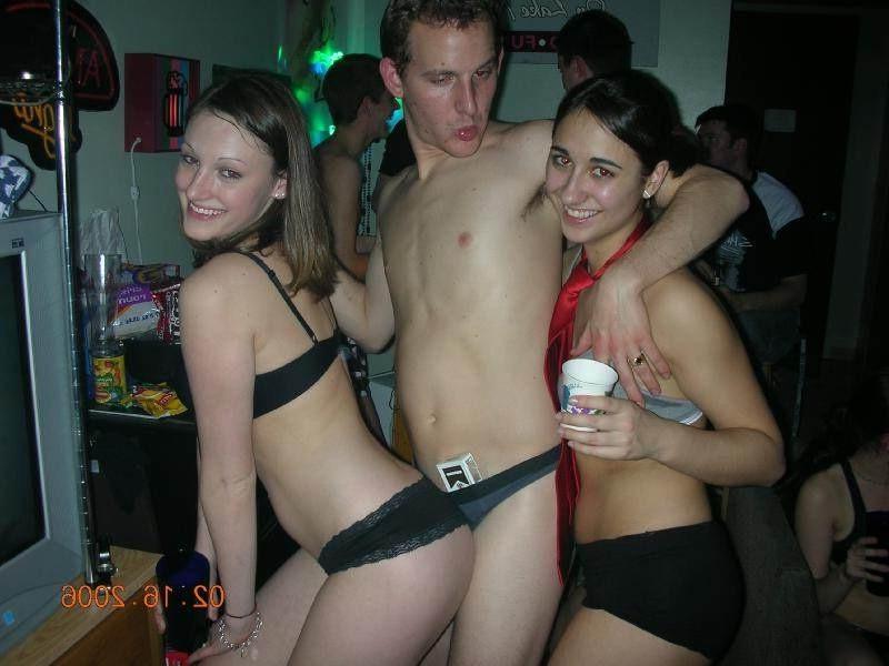 18P Drunk girls flashing and fucking in public placest