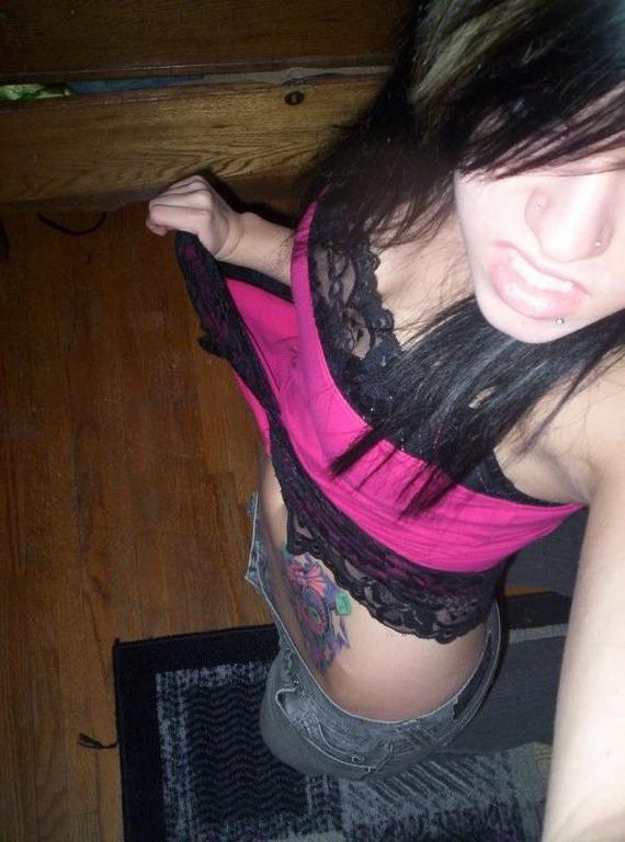 15P Homemade real goth girls nasty pics