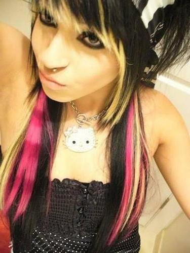 15P Homemade real goth girls nasty pics