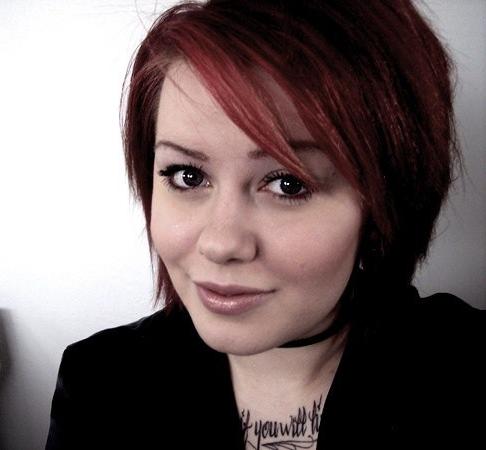 16P Emo teen girls