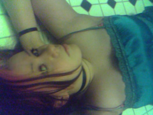 16P Emo teen girls