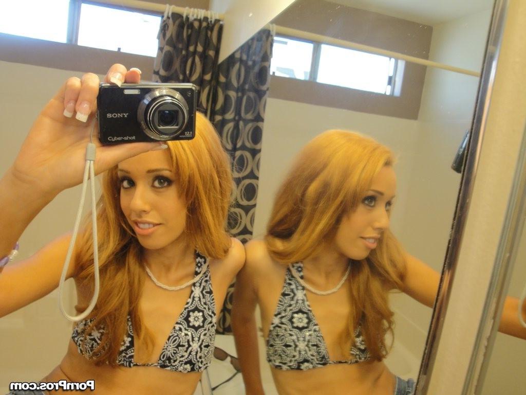 16P Girlfriend Chloe Starr banged pov style at home