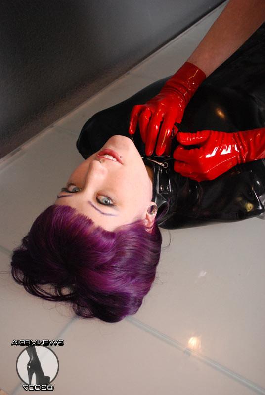 15P Lesbian latex fetish