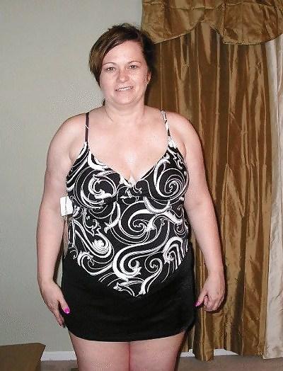 10P BBW Brunette White Mom