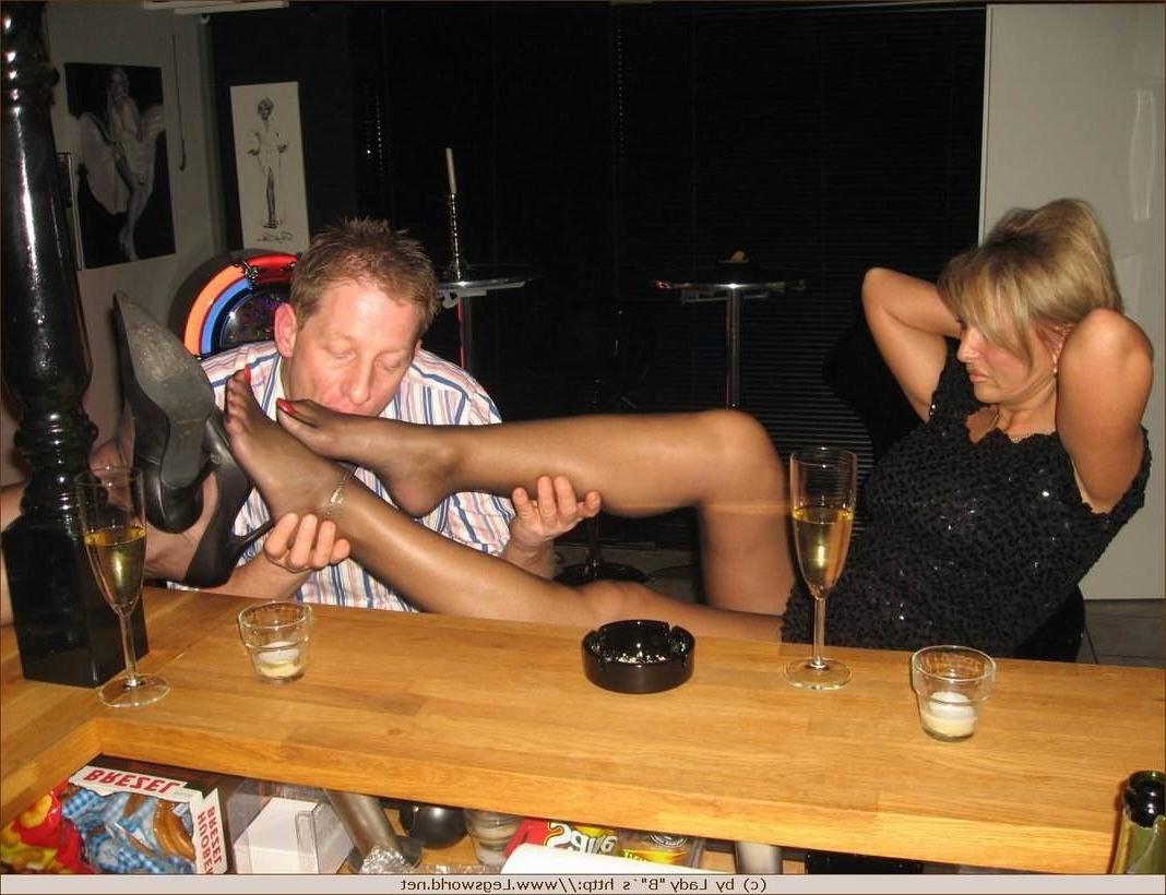 12P Lady Barbara pleasing with her legs