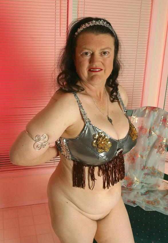 15P Busty granny slut at dirty dancing