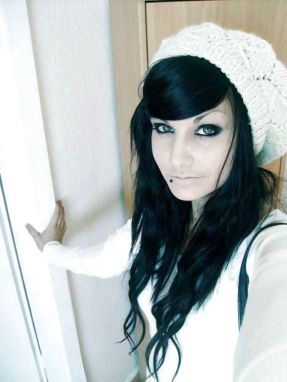 13P Gothic 