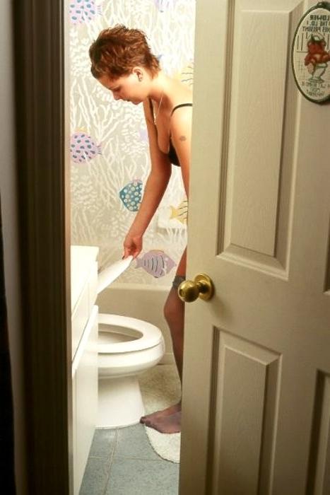 16P Voyeur fetish peeks at pantyhose teen peeing and shaving
