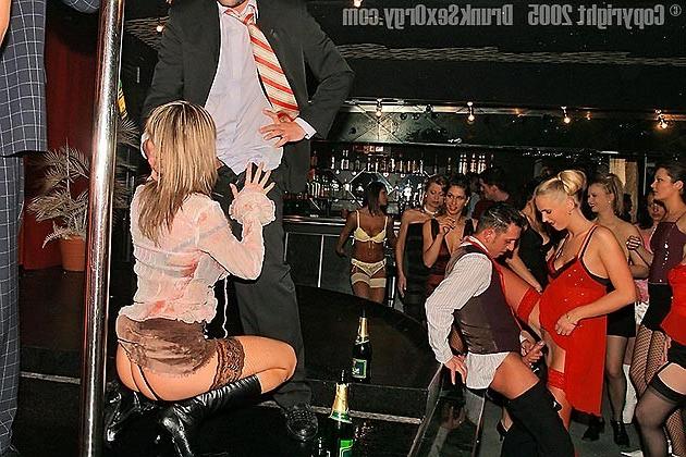 18P Mixed wild messy orgy and fetish sex pic