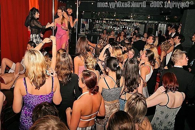 18P Mixed wild messy orgy and fetish sex pic