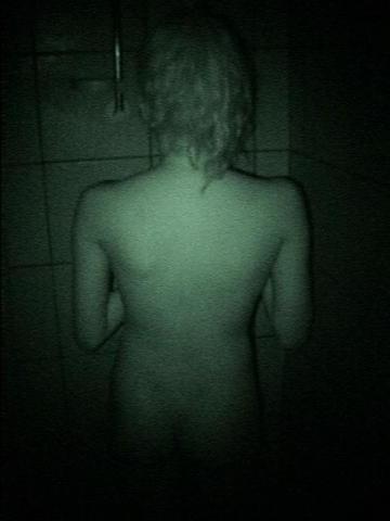 15P hidden camera voyeur shower cam shots