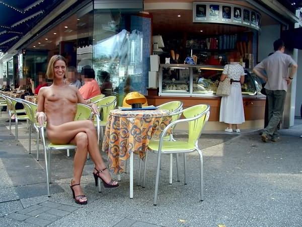 20P In public cafe