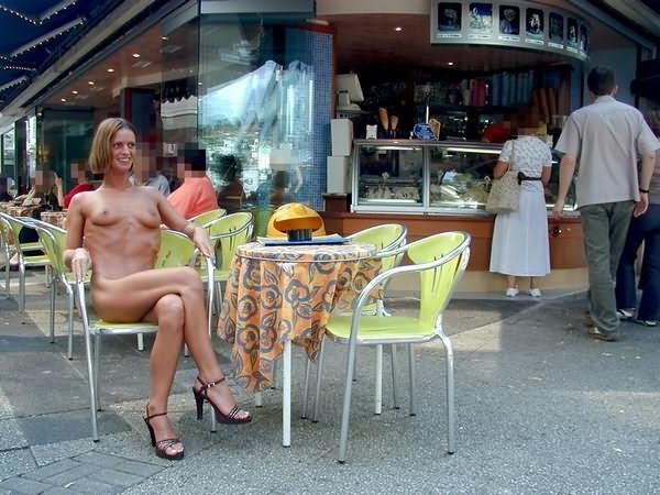 20P In public cafe