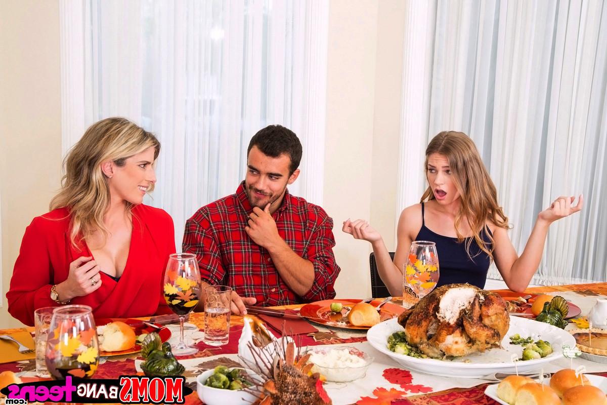 15P Cory Chase and Sydney Cole share a meat pole on Thanksgiving