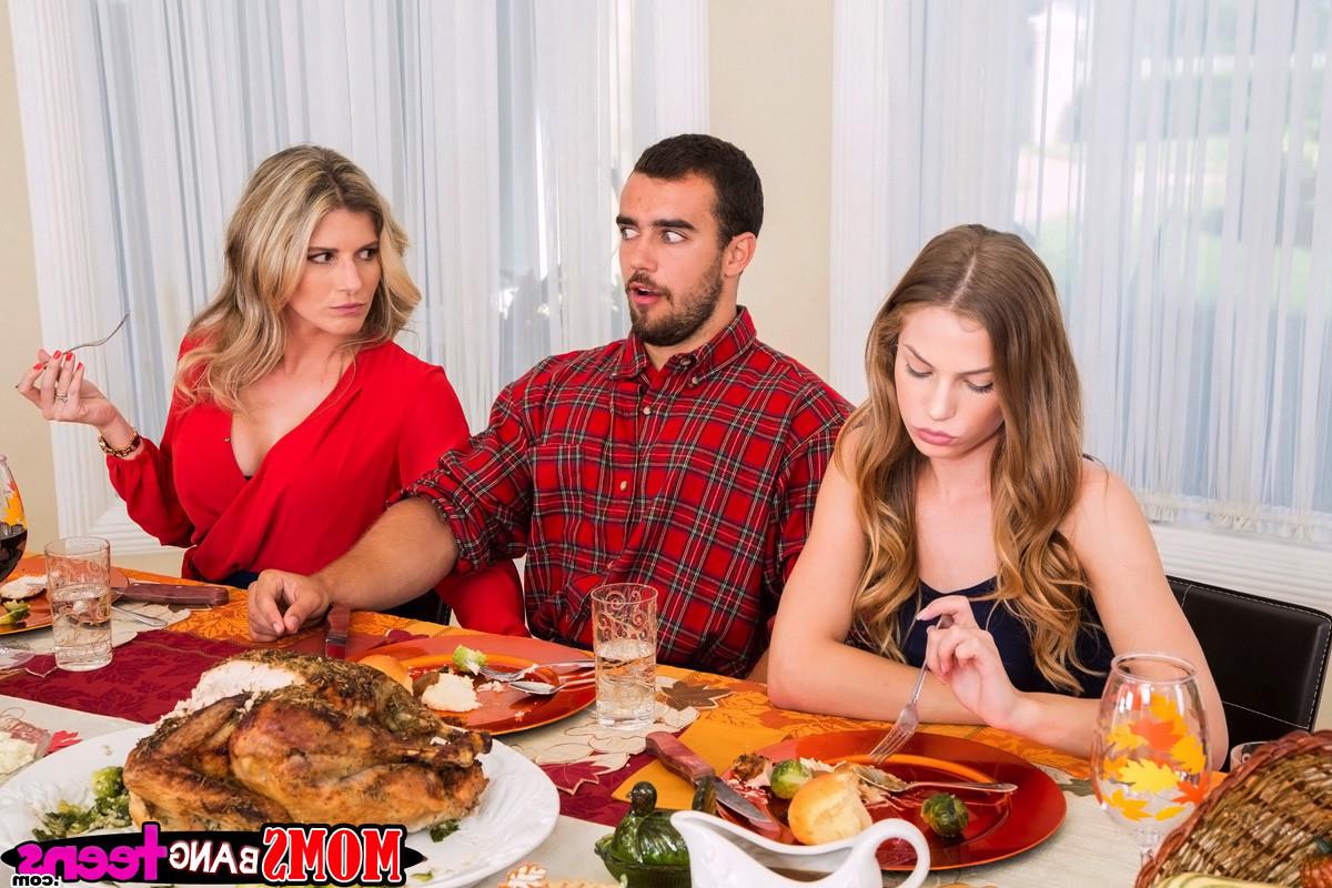 15P Cory Chase and Sydney Cole share a meat pole on Thanksgiving