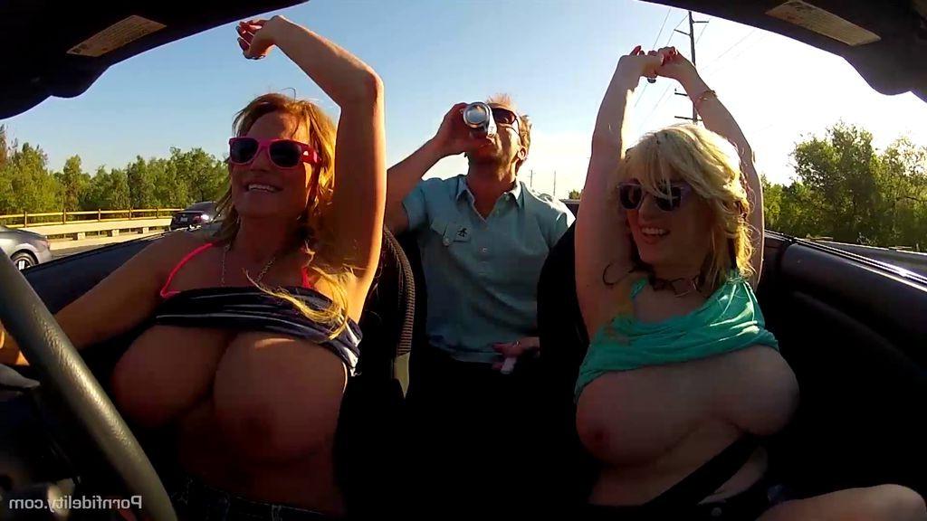 16P Busty Siri and Kelly Madison share a big cock
