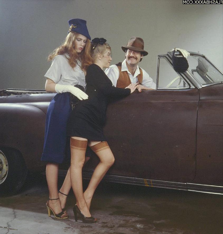 16P Retro Pornstar Threeway