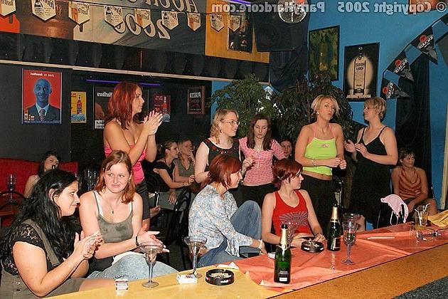 16P Wild girls sucking and fucking strippers
