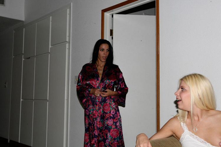 17P Naive teenie seduced by married couple into ffm