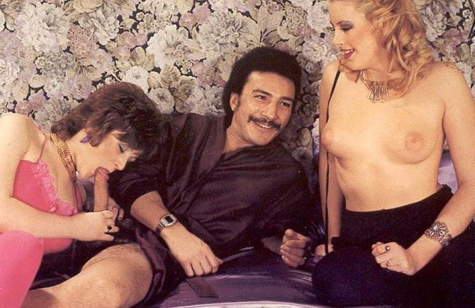 16P Black pimp shags his two horny retro whores
