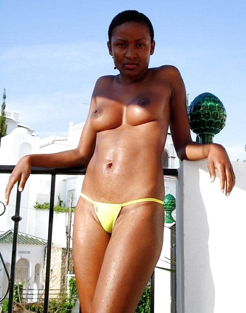 25P BLACK & EBONY GIRLS - HOTTER THAN HOT 04