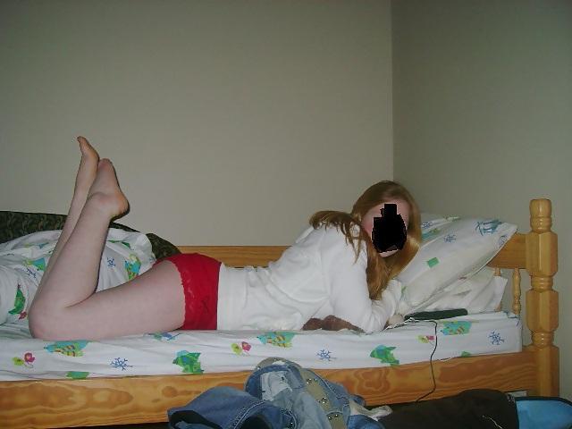 6P Red-Headed Ex-Girlfriend
