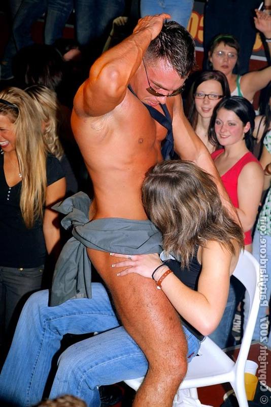 15P Naughty amateur babes fucking hard on orgy sex party