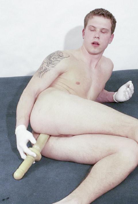 10P Red haired twink enjoys self toying and fingering for camera