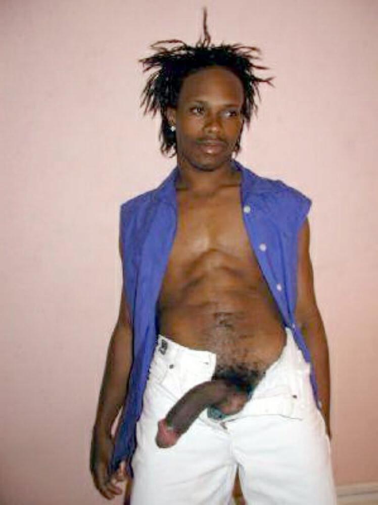 15P Hung gay black bfs posing and fucking gallery 5