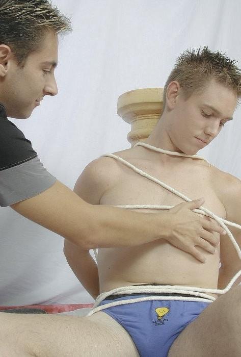 20P A fresh twink binding his close college friend with cotton ropes
