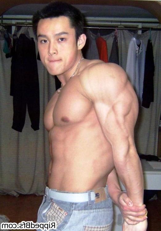 10P Hunk dude with nice muscular body is dancing around outdoor