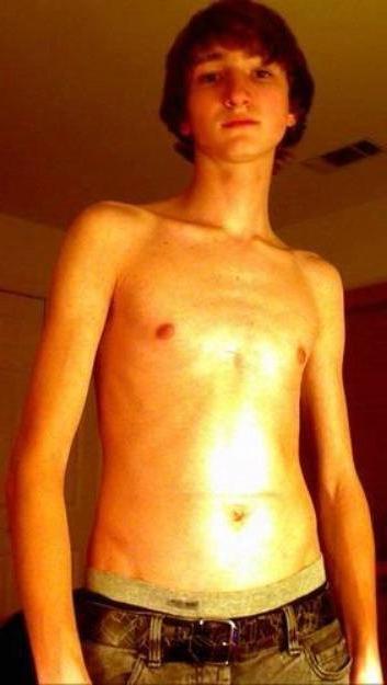 14P Random nude photos of hot twinks