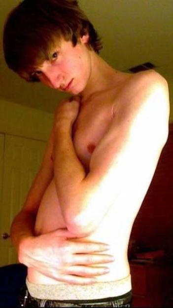 14P Random nude photos of hot twinks