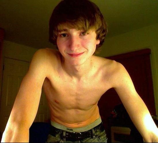 14P Random nude photos of hot twinks