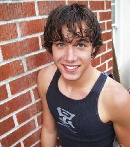 14P Random nude photos of hot twinks