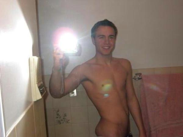 14P Random nude photos of hot twinks