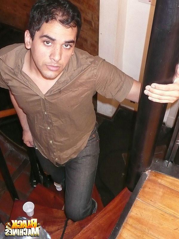 16P 3 hung black studs get a white guy drunk to cram his butt and have him give doub