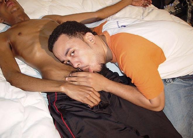 20P Interracial twink couple sucking and fucking gusto after classes