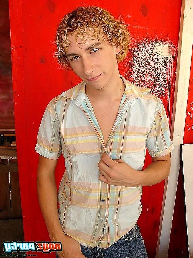 15P pretty blonde twink stripping and showing his big cock