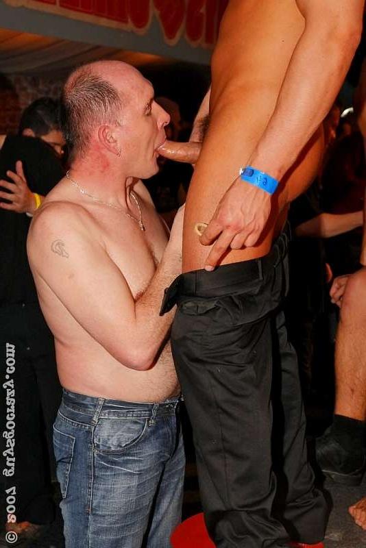 20P A bizarre vampire fuck feast becomes a gay orgy